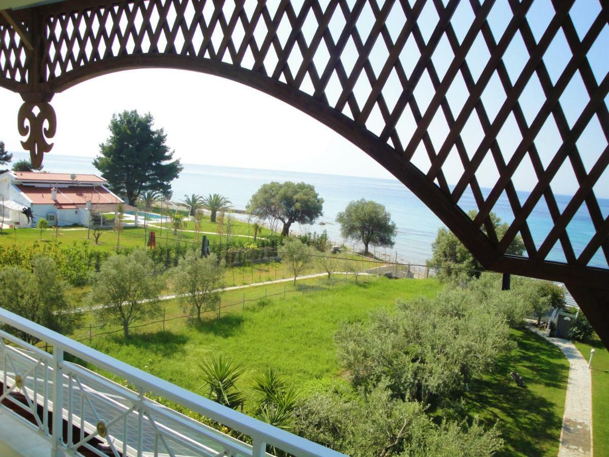 Villa Di Costa Néa Szkióni Kültér fotó