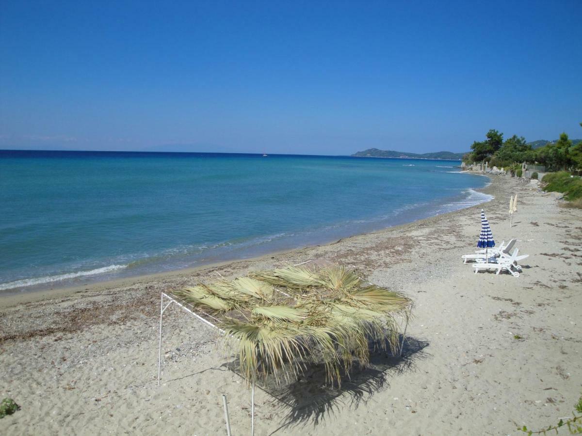 Villa Di Costa Néa Szkióni Kültér fotó